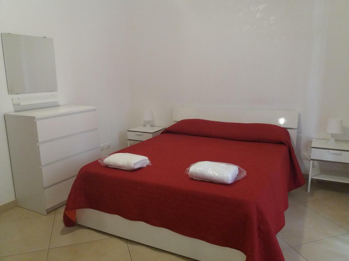 Le Cisterne Holiday Home Manfredonia Esterno foto